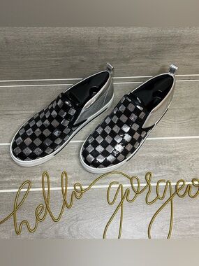 Marc Jacobs Black/Silver Slip-On Sneakers Box Label